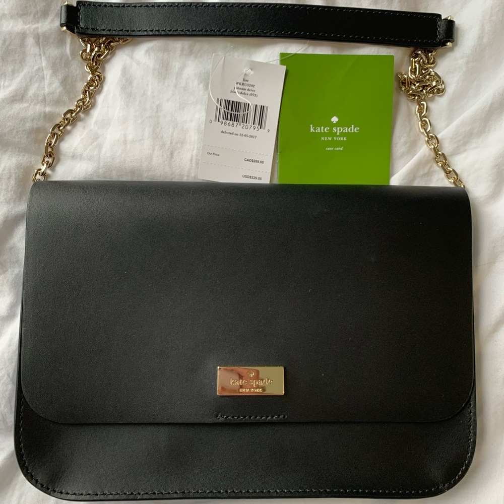 Kate Spade black shoulder bag with GHW- Like new!